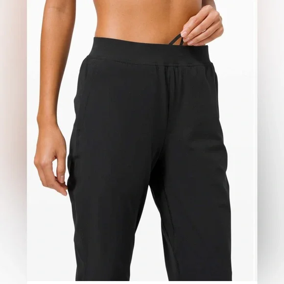Lululemon Adapted State Jogger
Black - Picture 4 of 9